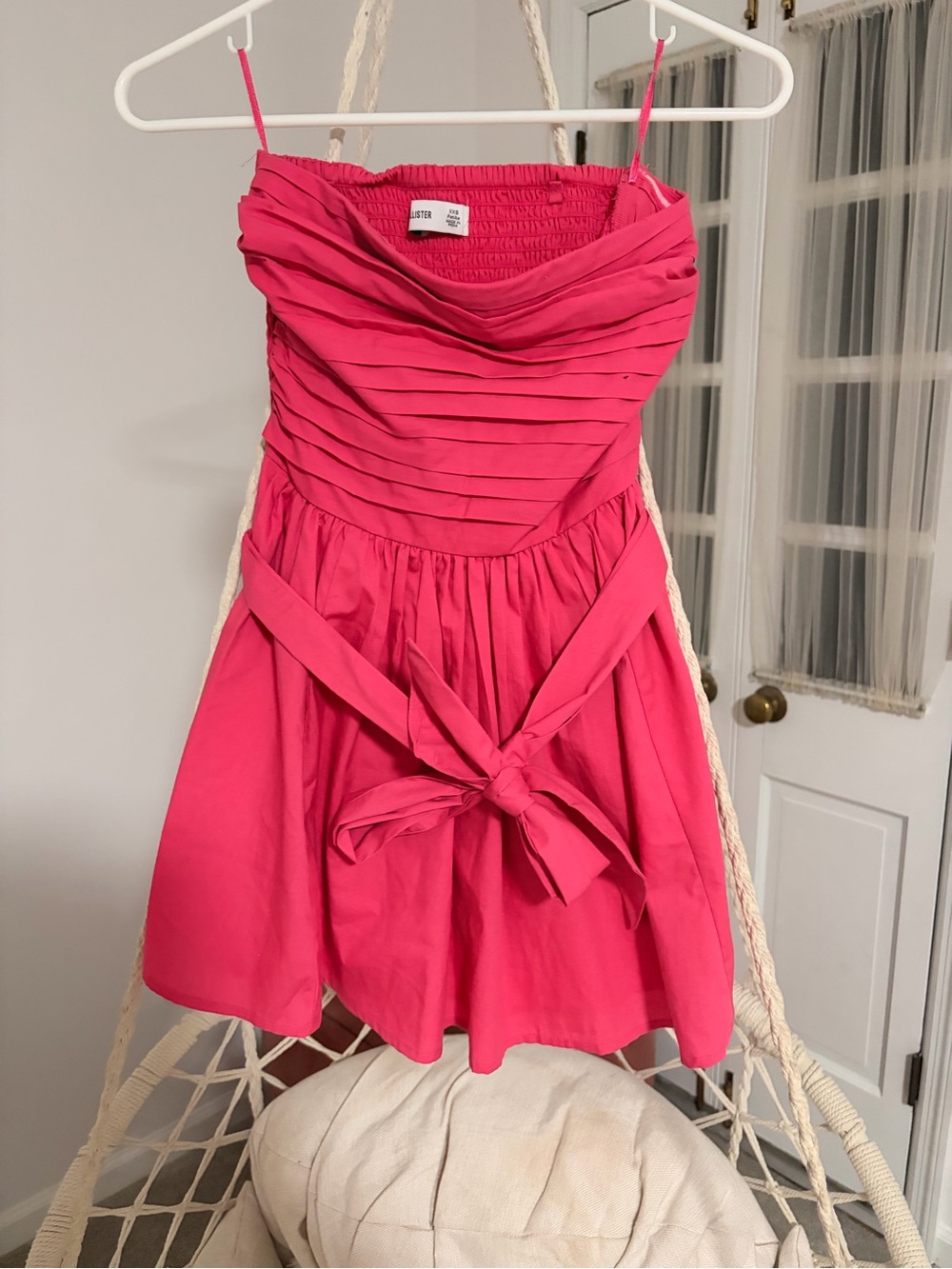 Hollister Hot Pink Pleated strapless Bodice Sundress with Waist Tie